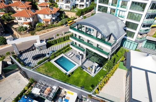 Kargicak Villa | Luxury villa with sea view & 9,000 m² SPA access