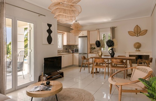 Karavados Villa | Luxury Villa With spectacular SeaView