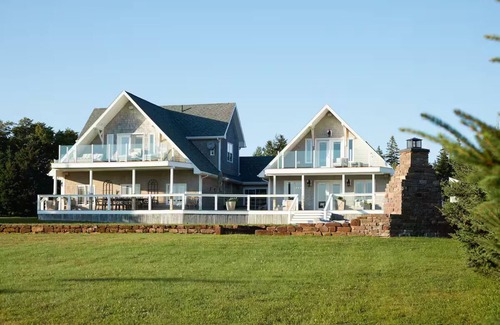 Clinton House | Luxury Water View Home With 2 Living Spaces, Hot Tub & Access To River