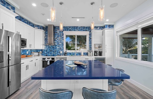 Marathon House | Luxury Waterfront Oasis w Heated Pool and 50' Dock