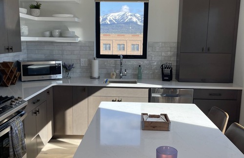 Whitefish Condo | Luxury Whitefish Penthouse w/Hot Tub on Central Ave