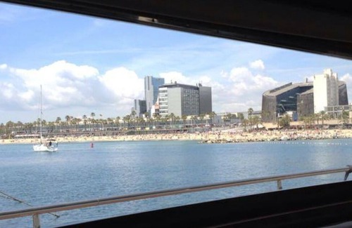 Barceloneta Boat Rental | Luxury Yacht in Barcelona Port Olimpic