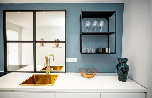 Merl Apartment | Luxus Ferienwohnung "Mila" mit Moselblick und Garage für Motor- und Fahrräder