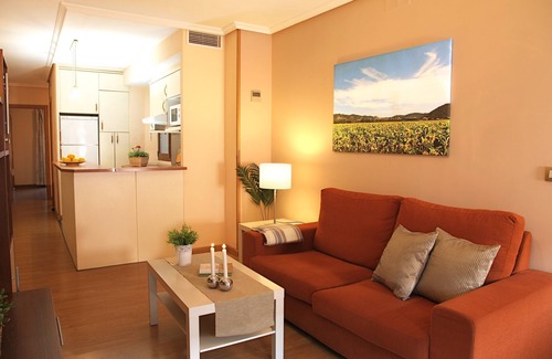 Prosperidad Apartment | Luz con Balcón en Pleno Madrid