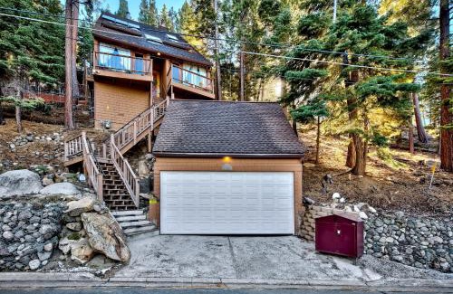 Zephyr Cove House | LX07 Skyfall lakeview house with dry sauna close to Edgewood