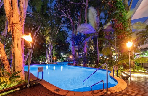 Palm Cove Apartment | Lxry 2 bed Apt-Sea and Mountain View