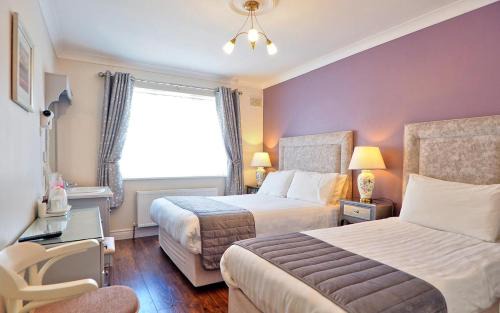 Kilkee House | Lynch's