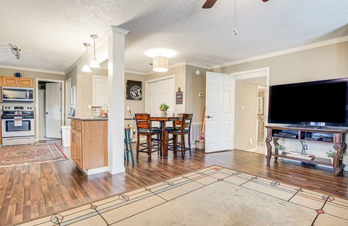 Lynchburg House | Lynchburg Home w/Patio - 2 Mi to Tims Ford Lake!