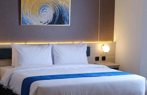 Tuban Sub-District Hotel | LYNN Hotel Tuban