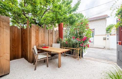 Mermoz Apartment | Lyon Urban Cocoon Gîte urbain eco-responsable