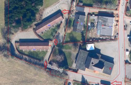 Havnbjerg Apartment | Lyst dobbelt værelse med egen indgang og bad