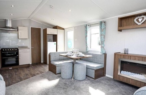 Hamworthy House | Lytchett Bay View Holiday home