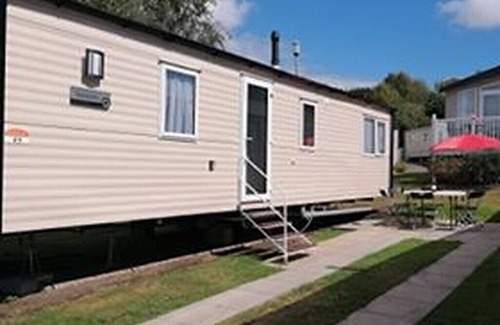 Hamworthy House | Lytchett Bay View Holiday home