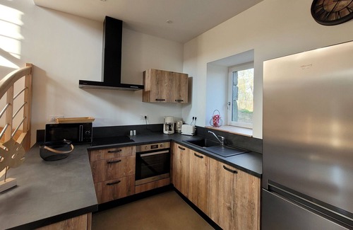 Saint-Helen House | "lyvet" Gîte Cosy et de Caractère Avec SPA Extérieur Privatif