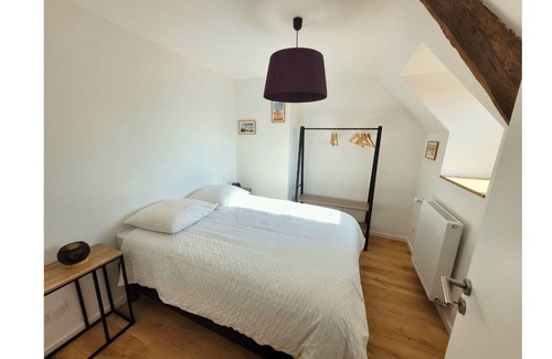 Saint-Helen House | "lyvet" Gîte Cosy et de Caractère Avec SPA Extérieur Privatif