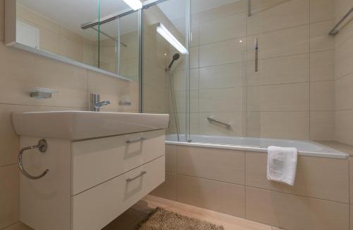 Wilderswil Apartment | Mönch Apartment - Aare Jungfrau AG