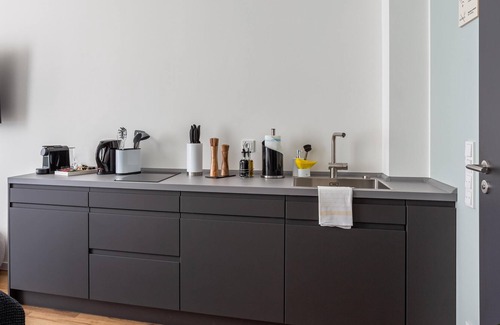 Gladbach Apartment | Mönchengladbach Fliethstr | Suite S