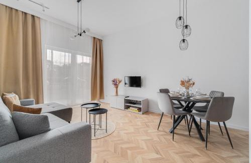 Psie Pole Apartment | Młynarska 2B by Homeprime