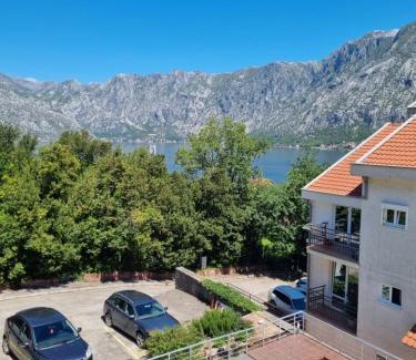 Prcanj Apartment | M apartman