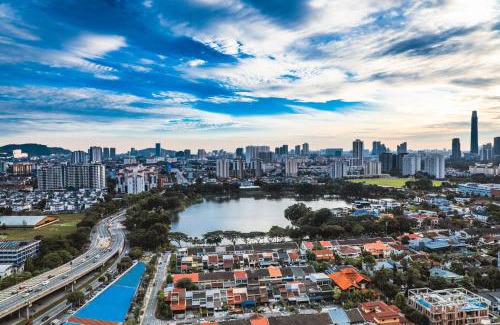 Kuala Lumpur Apartment | M CITY Near KLCC KPJ Puteri Specialist Hospital
