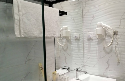 Taman Pertama Hotel | M Design Hotel Taman Pertama