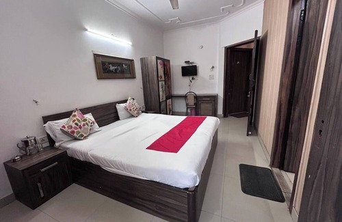 Agra Bed & Breakfast | M House stay near TajMahal Entry