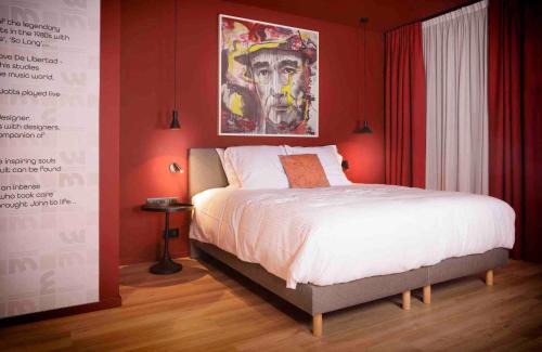 Leuven Hotel | M-Street art lodging - Self check-in
