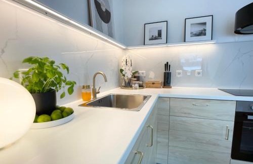 Sudstadt Apartment | M-Style 04 Apartment mit Balkon und Gasgrill, 24h Self-Check-In, Free Parking, Netflix