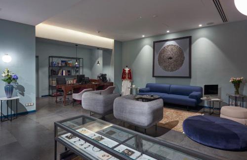 Algiers Hotel | M Suite Hotel