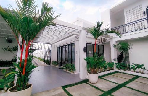 Depok Villa | M Villa