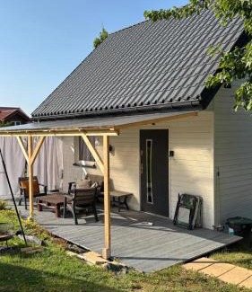 Wadowice House | Mały biały domek Wadowice SPA jacuzzi sauna Gorzen blisko Wadowic