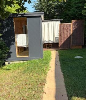 Wadowice House | Mały biały domek Wadowice SPA jacuzzi sauna Gorzen blisko Wadowic