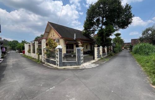 Depok House | Ma Maison Guest House