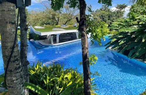 Maribago Apartment | Ma Roberta - Tambuli Resort Studio Type with fast Wifi 16 Floor