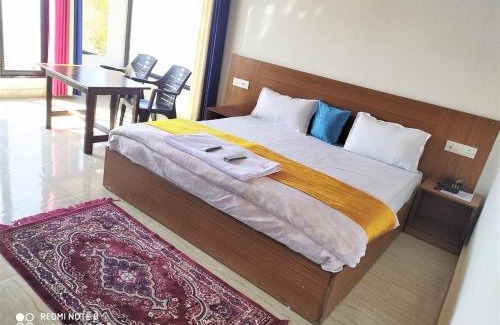 Lansdowne House | Maavaa Dreamland