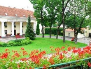 Old Town Hotel | Mabre Residence