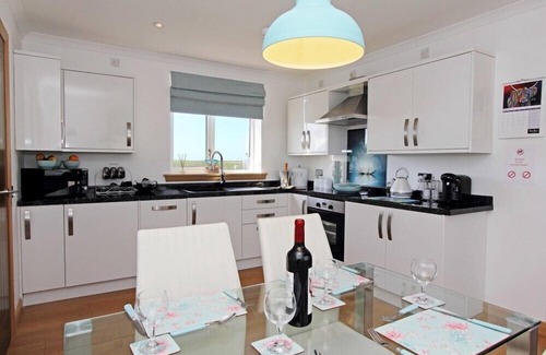 Isle of North Uist Cottage | MACHAIR COTTAGE, pet friendly, with a garden in Lochmaddy, North Uist