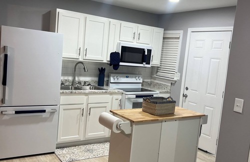Crestline Heights House | Maci's Corner