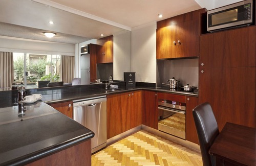 Potts Point Hotel | Macleay Hotel