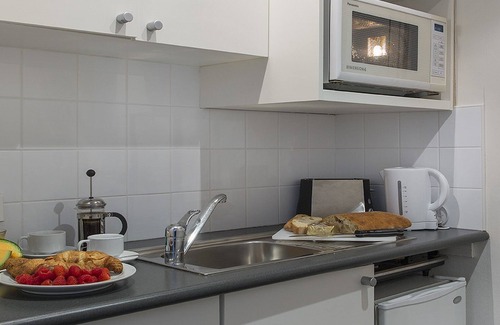 Potts Point Hotel | Macleay Hotel