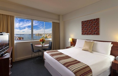 Potts Point Hotel | Macleay Hotel