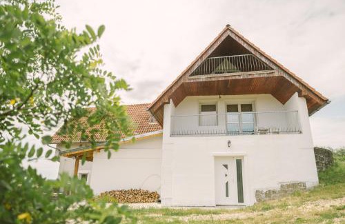 Kissomlyo House | MacskaFészek Vendégház