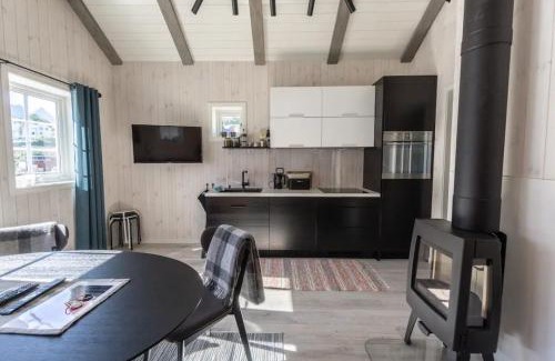 Moskenes House | Madelhea Cabin- Seaview Lodge