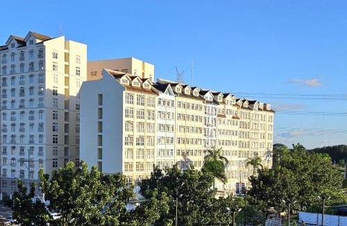 Binan City Apartment | Mados Serene Condo with Southwoods Skyline View