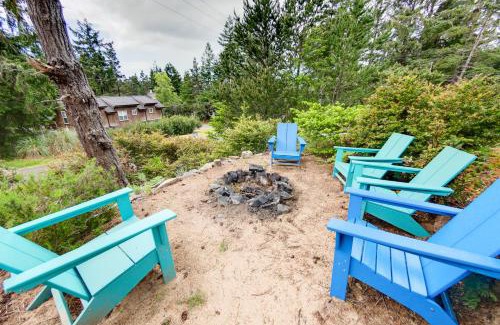Manzanita House | Madrona Ridge MCA 389
