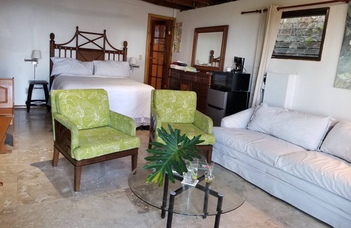 Estate Queens Quarter Apartment | Magens Bay beach 5 min. away
