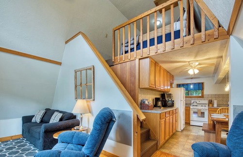 Maggie Valley Ski Chalet | Maggie Valley A-Frame Cabin with Great Views Close to Skiing & Great Restaurants