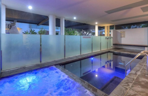 Horseshoe Bay Apartment | Maggies Beachfront Apartment 8