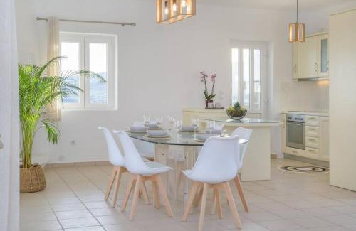 Krotiri House | Magginas Residence
