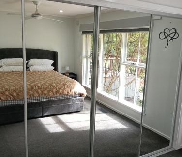 Mount Evelyn Apartment | Magic